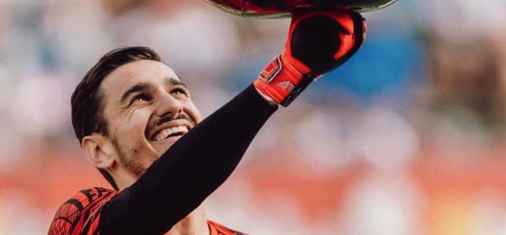 关于那不勒斯球队士气高昂，迎接挑战的信息