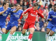 曼联带队取胜！，C罗重要时刻锐不可当引发球迷热议