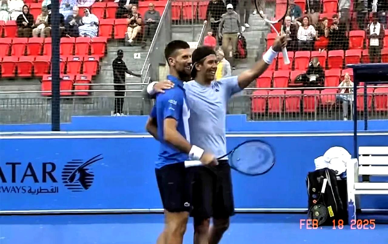 科维托娃巅峰对决,德约科维奇与80激战FPX分钟,赛事规则更新胜负难料!的简单介绍 科维托娃巅峰对决,德约科维奇与80激战FPX分钟,赛事规则更新胜负难料!的简单介绍