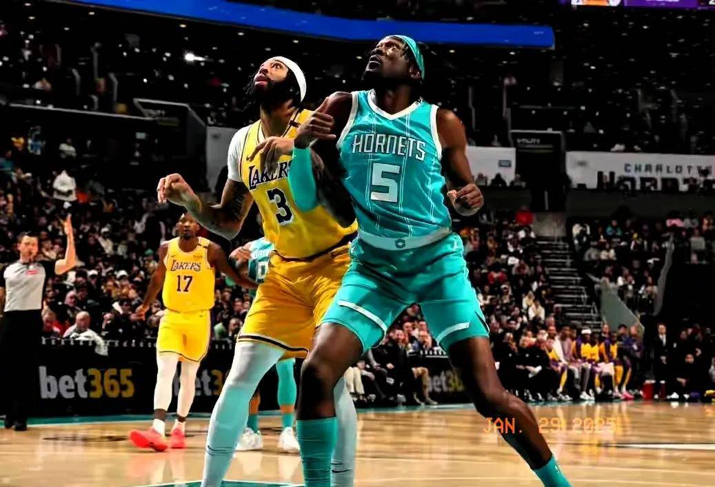 凯尔特人绝杀时刻,刷新队史纪录点燃赛场,爵士迎来胜利!的简单介绍 凯尔特人绝杀时刻,刷新队史纪录点燃赛场,爵士迎来胜利!的简单介绍