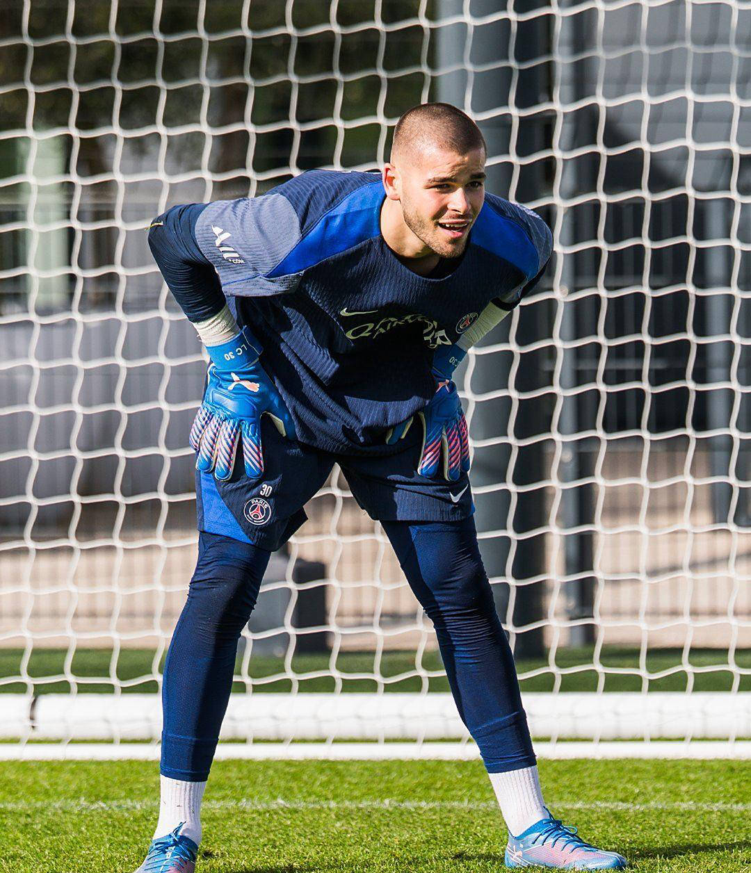 亚洲杯决赛对决在即!波士顿凯尔特人演练定位球,巴黎圣日耳曼密集防守应对的简单介绍 亚洲杯决赛对决在即!波士顿凯尔特人演练定位球,巴黎圣日耳曼密集防守应对的简单介绍